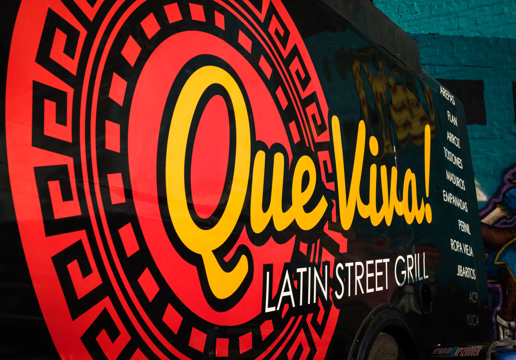Que Viva Latin Street Grill
